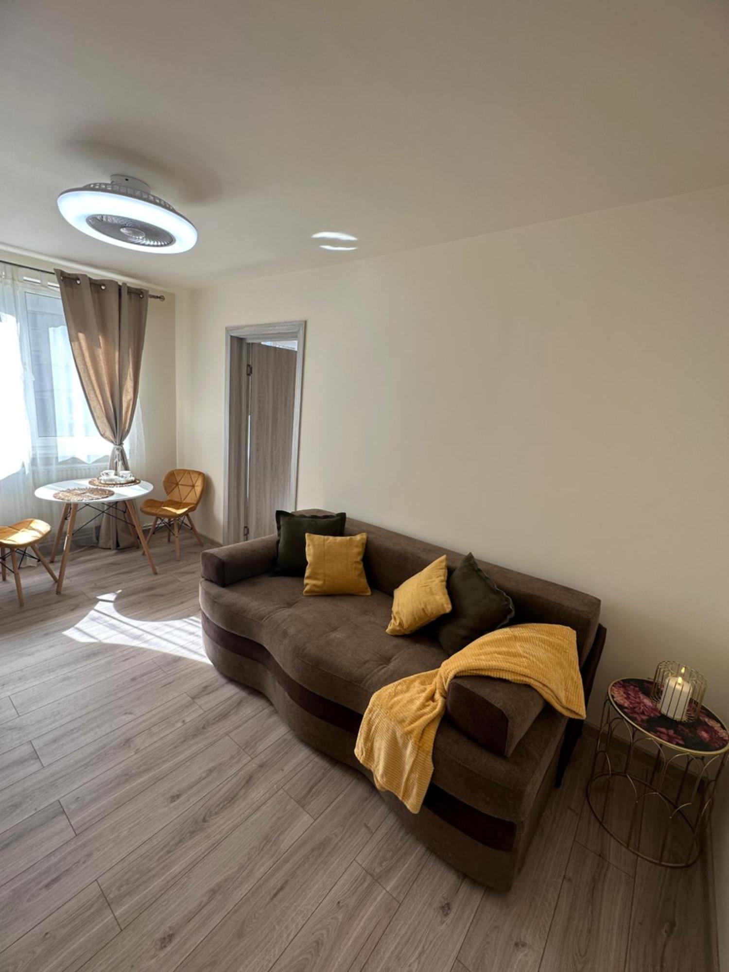 Angel House Apartment Deva Exterior photo